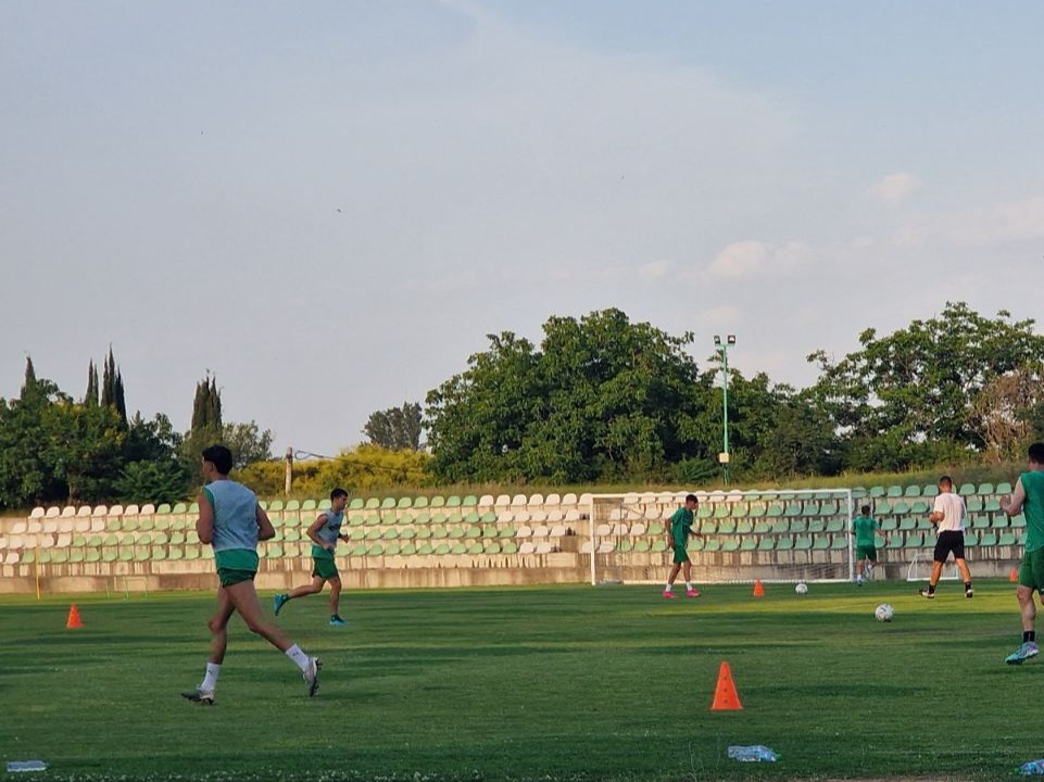 Берое стартира подготовката си за новия сезон с двама нови