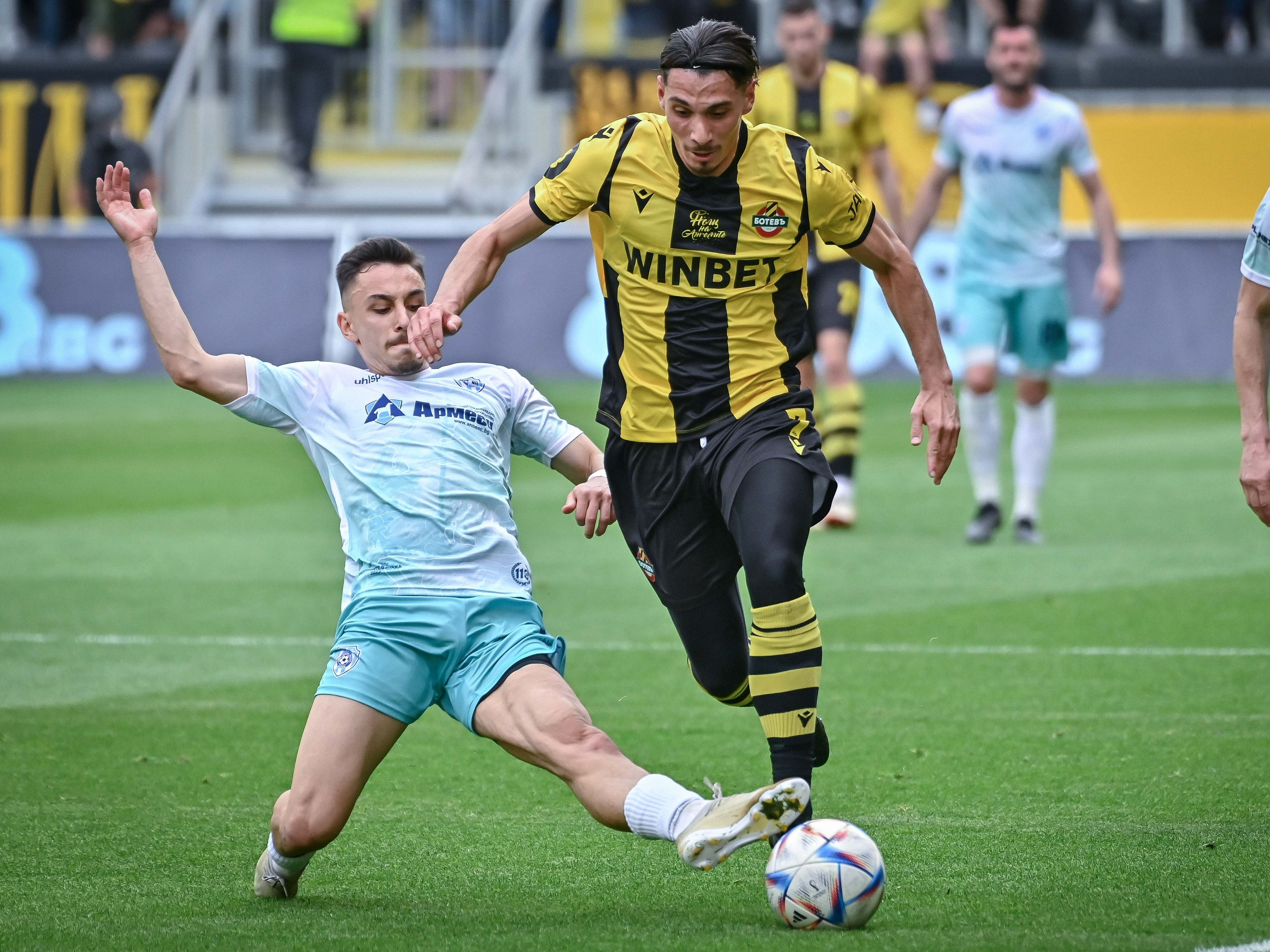 Ботев Пловдив и Черно море не успяха да си вкарат голове (ВИДЕО)