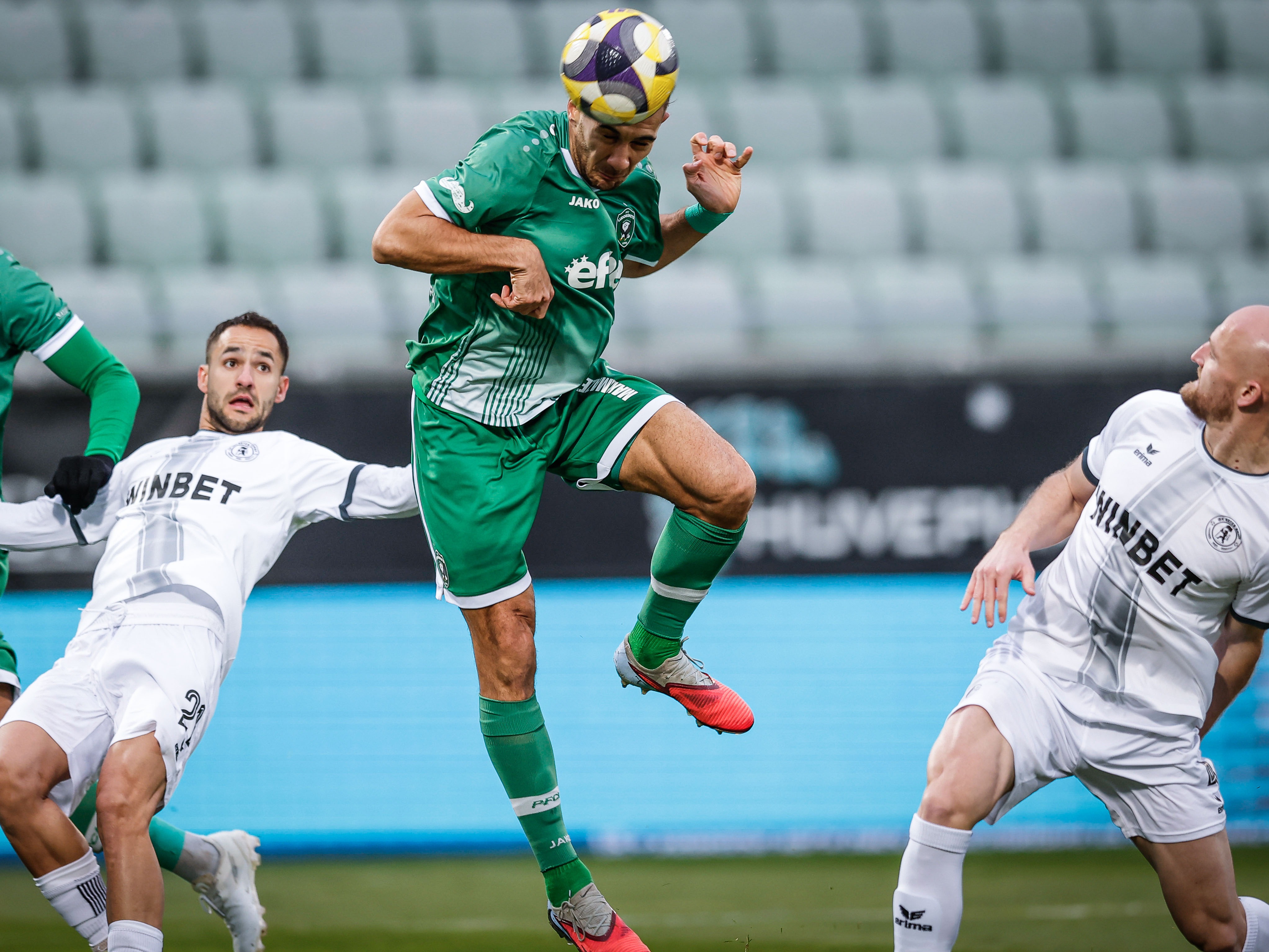 Лудогорец взе трета поредна победа при новия треньор, справи се с Ботев Враца (ВИДЕО)