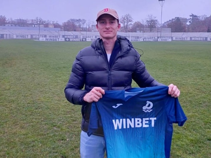 Дунав привлече украински халф