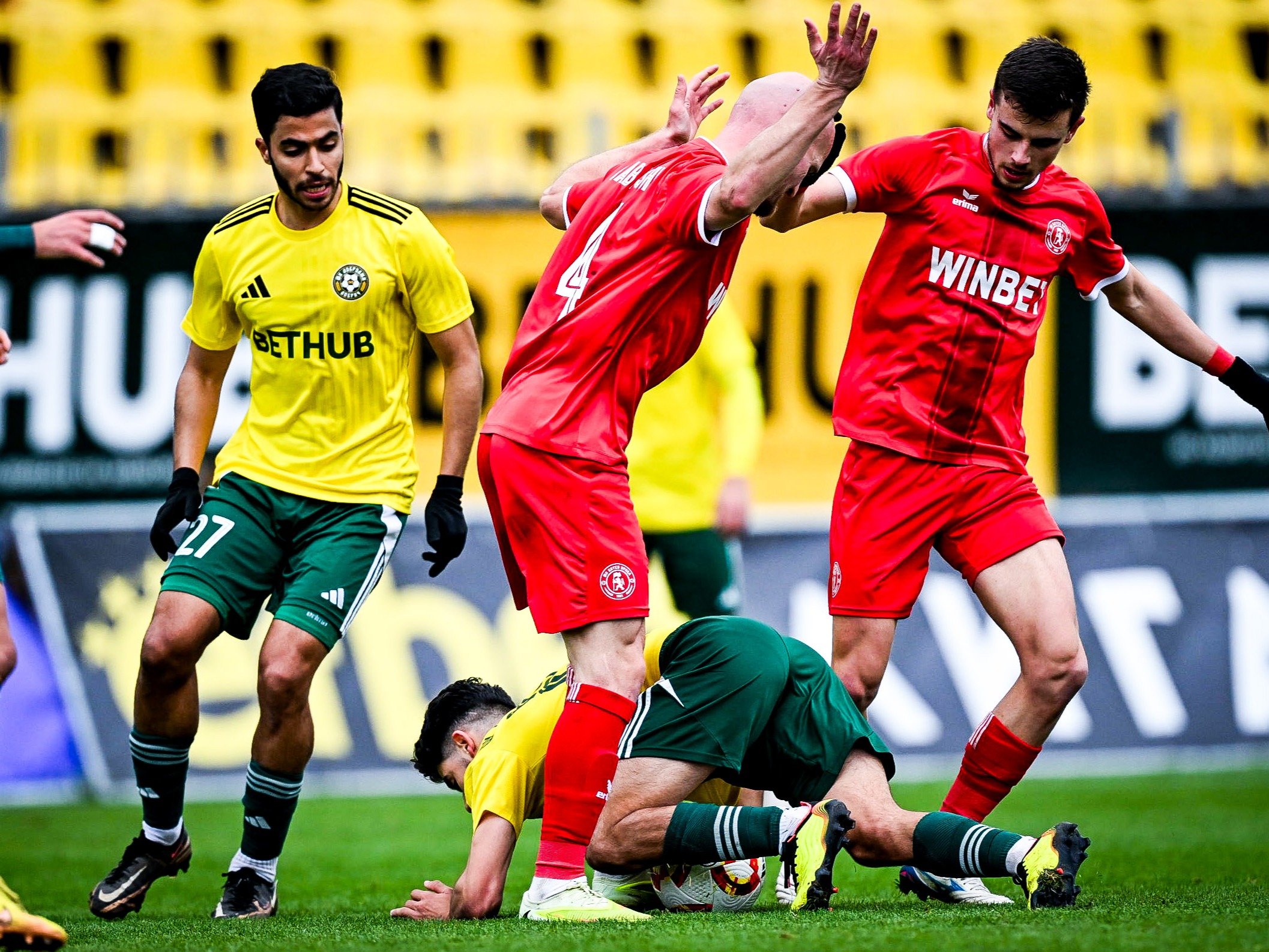 Дузпи определиха шестия четвърфиналист в Sesame Купа на България - Ботев Враца надделя над Добруджа (ВИДЕО)