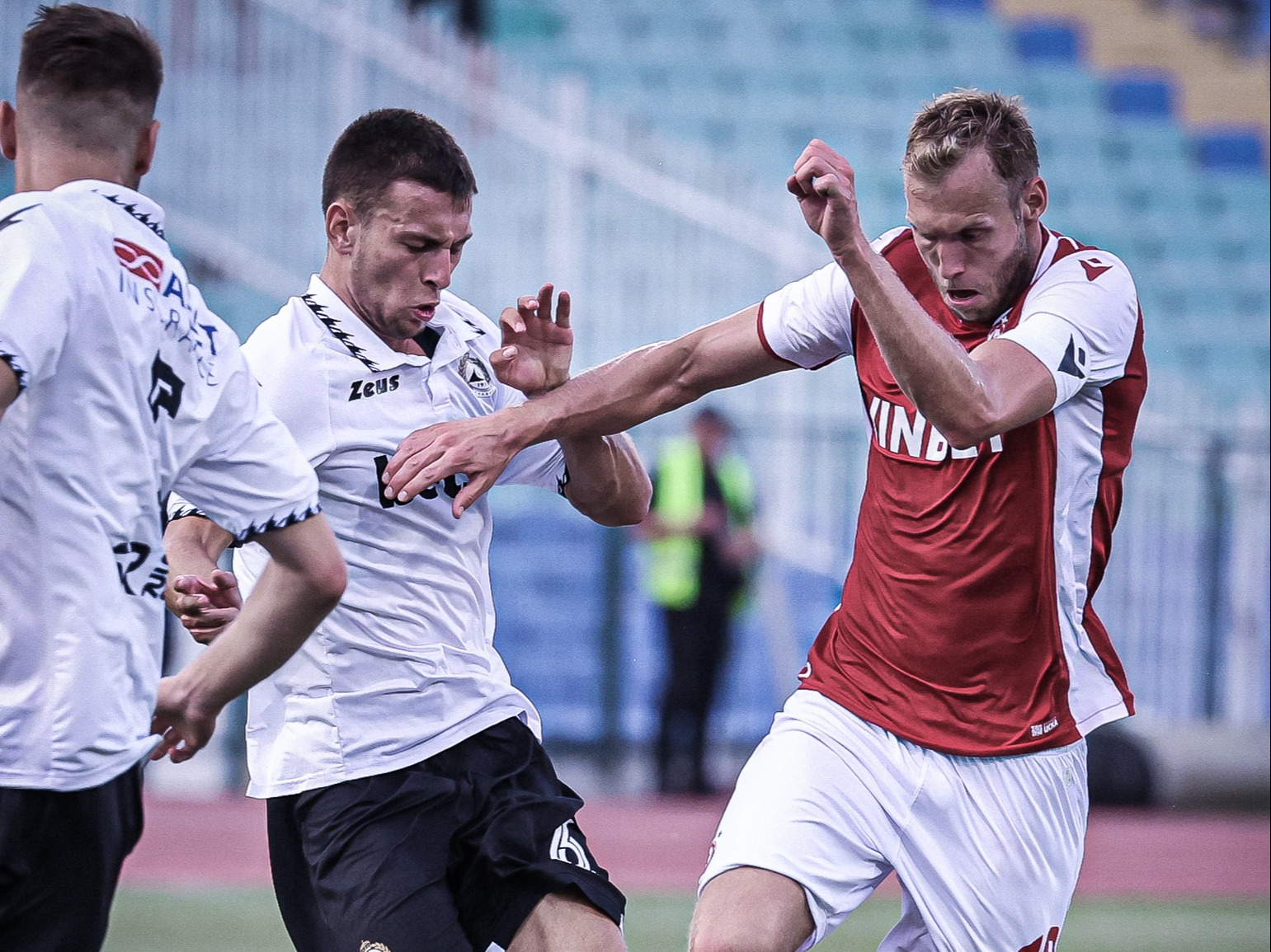 Славия пропусна да разгроми ЦСКА София и нанесе втора поредна загуба на "червените" (ВИДЕО)