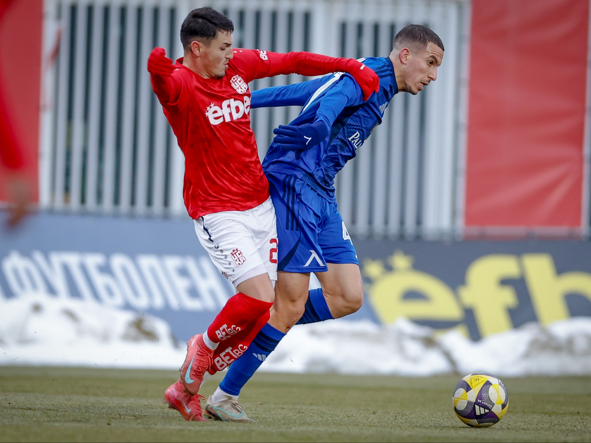 Пълен обрат и 3:1 за Левски срещу ЦСКА 1948, домакините играха с човек по-малко над полувреме (ВИДЕО)