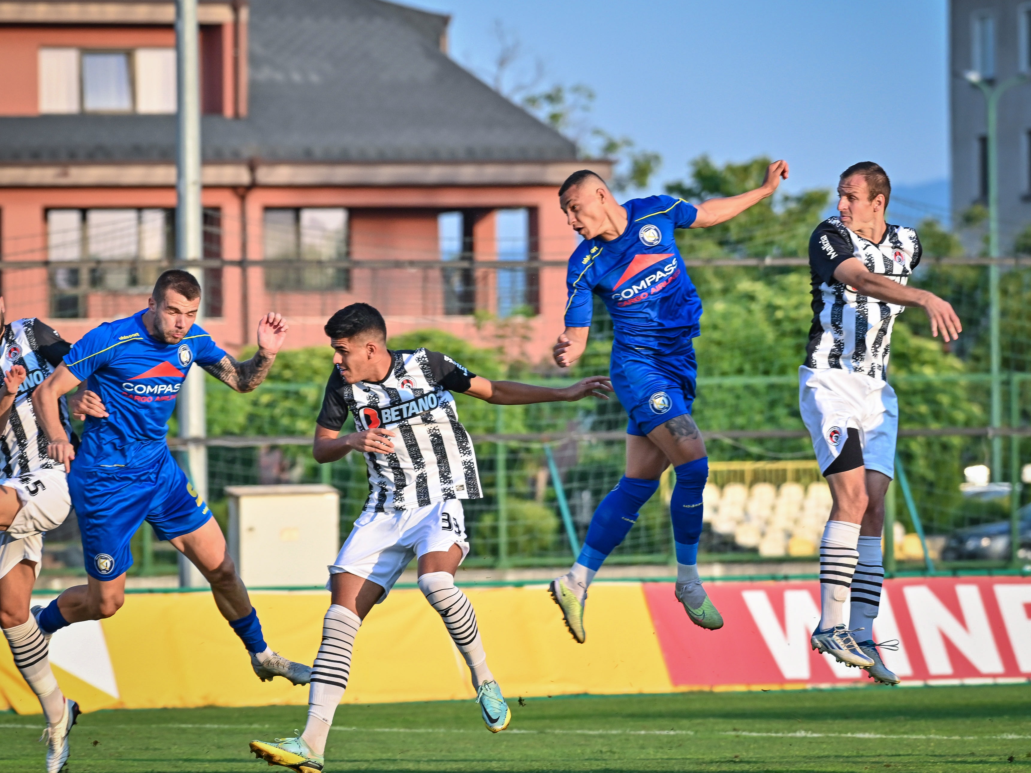 Трета поредна победа на Крумовград, спечели и срещу Локомотив София